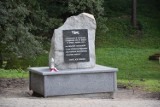 Rozpoczęły się prace przy odbudowie pomnika w Birczy ku czci żołnierzy poległych w walce z UPA [ZDJĘCIA]