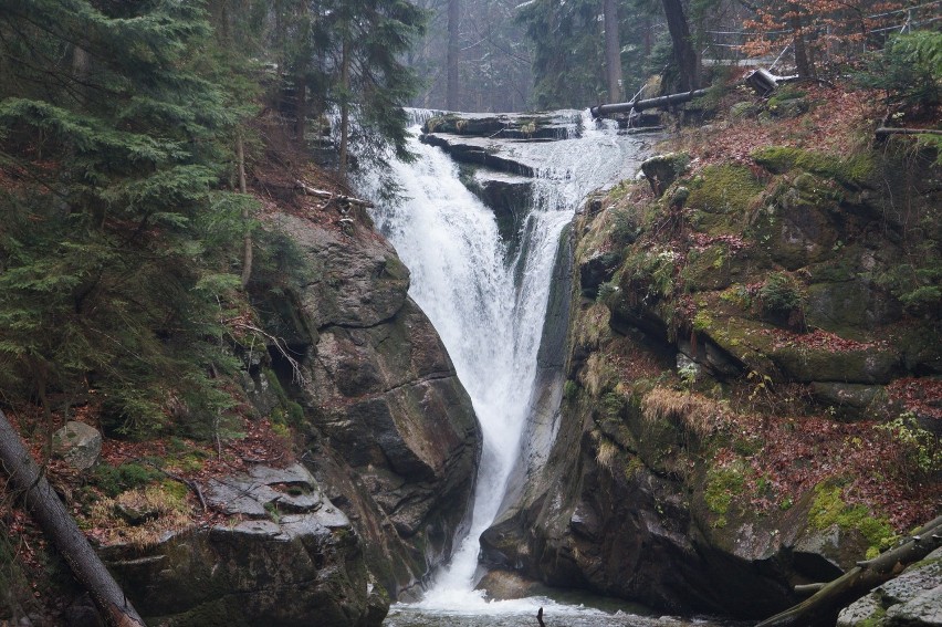 Karkonoski Park Narodowy jednak otwarty, ale nie na wszystkie szlaki można wejść [ZDJĘCIA]