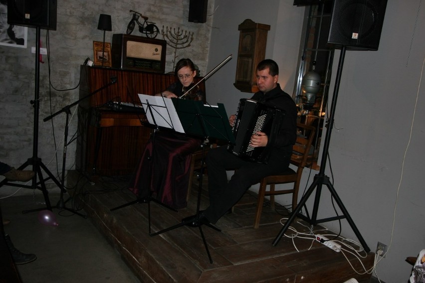 Koncert Vio-dion Duo w Magazyn Cafe