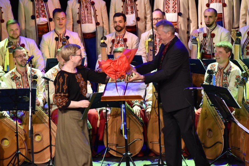 Narodowa Kapela Bandurzystów Ukrainy wystąpiła w Człuchowie. Wyjątkowy koncert to podziękowanie dla miasta za pomoc Ukrainie ZDJĘCIA 