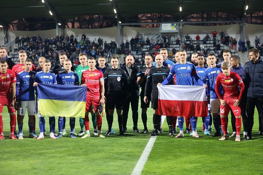 Piłkarze MKS Miedź Legnica wygrali ze Skrą Częstochowa, zobaczcie zdjęcia