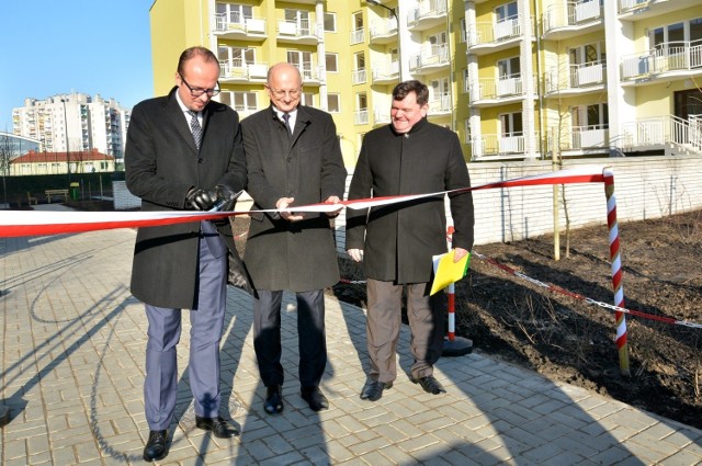 Ul. Zygmunta Augusta.  W grudniu 2015 r. TBS „Nowy Dom” oddało tam lokatorom 113 mieszkań