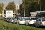 Kraków. Radni za złagodzeniem przepisów SCT. Chcą, by do miasta bezterminowo mogły wjeżdżać auta zarejestrowane przed 1 marca 2023