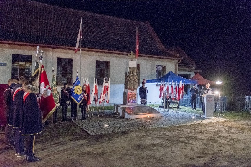 Widowisko patriotyczne w Margoninie ku czci powstańców wielkopolskich (ZDJĘCIA)