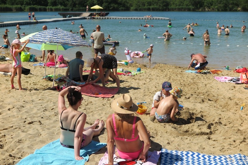 W sobotę (15 lipca) od samego rana na kąpielisku "Bolko" są...