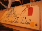 Burmistrz Klinowski ufundował wielki tort z wizerunkiem Jana Pawła II [ZDJĘCIA]