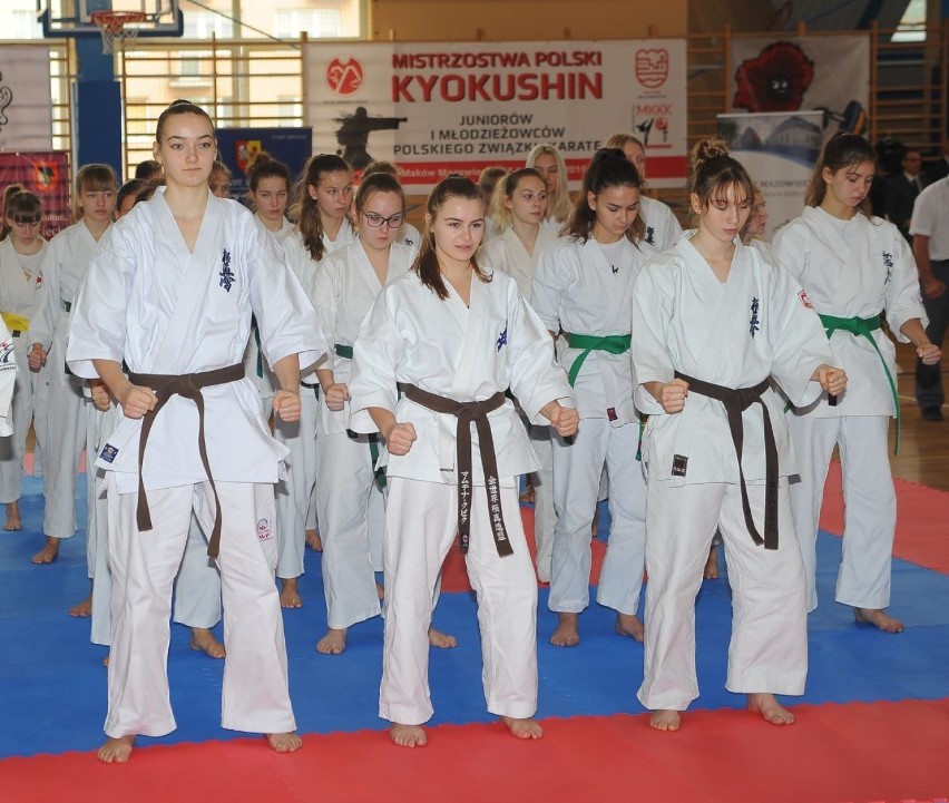 Radomsko: Brązowy medal Weroniki Mazur w Mistrzostwach Polski Kyokushin Juniorów i Młodzieżowców [ZDJĘCIA]