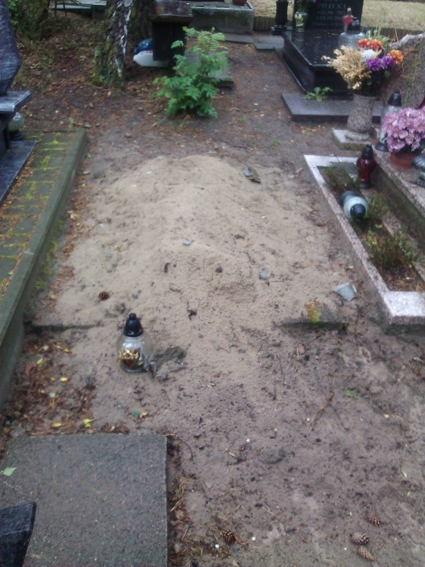 Skradziono nagrobek z cmentarza w Sobieszewie.