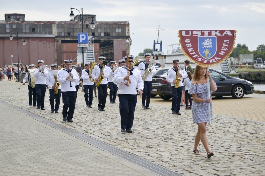 Pierwszy dzień XI Ogólnopolskiego Przeglądu Paradnych...