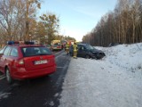 Wypadek samochodowy w miejscowości Strzelczyki. Wśród uczestników ciężarna kobieta.