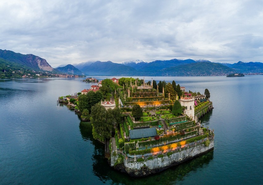 Isola Bella, zlokalizowana na jeziorze Maggiore, skrywa...
