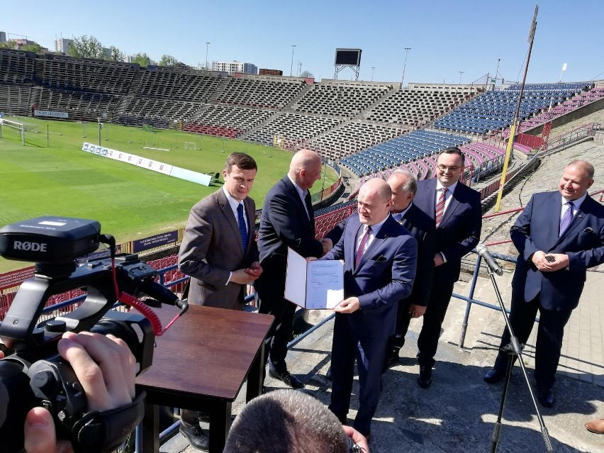 Dofinansowanie na stadion w Szczecinie w wysokości 30 mln zł 