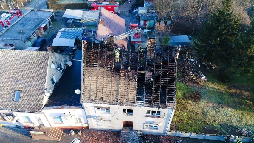 W wyniku pożaru bez dachu nad głową zostało kilka rodzin,...