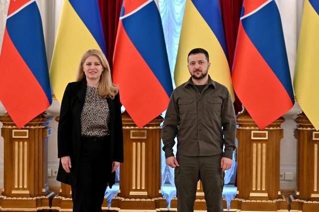 Prezydent Słowacji wystąpiła przed ukraińskim parlamentem podczas wizyty w Kijowie. "Jeśli Rosja nie zatrzyma się na Ukrainie, nie zatrzyma się przed niczym" - powiedziała Zuzana Czaputova.