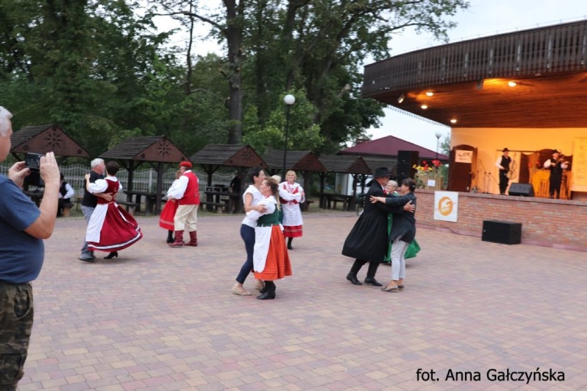 Największa tegoroczna Estrada Folkloru zagrała w Sośniach