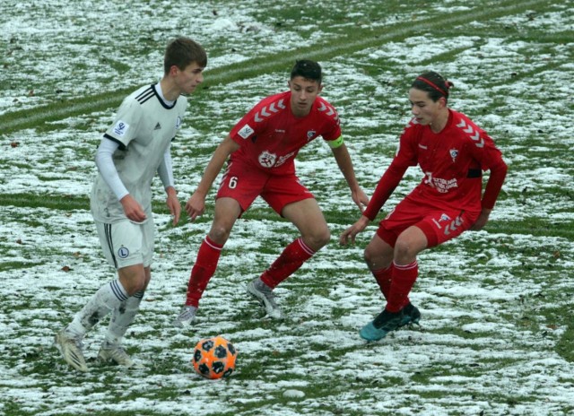 Górnik Zabrze w CLJ pokonał Legię Warszawa 

Zobacz kolejne zdjęcia. Przesuwaj zdjęcia w prawo - naciśnij strzałkę lub przycisk NASTĘPNE