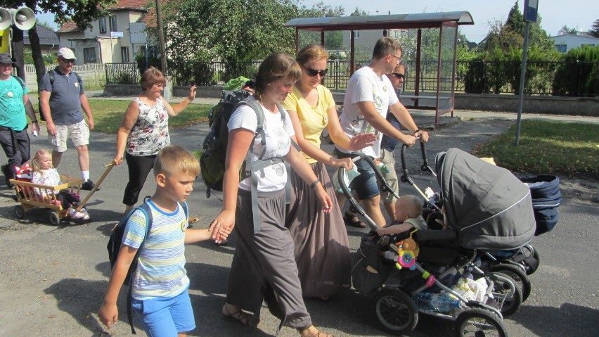 Opolska Pielgrzymka na Jasną Górę 2019. Przystanek w...