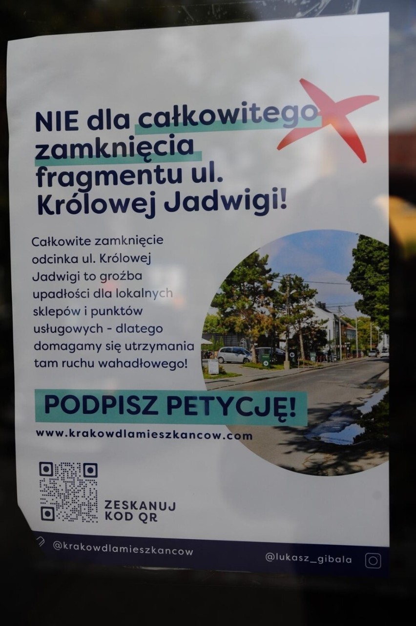 Kraków. Wola Justowska protestuje: "Przebudowa ulicy Królowej Jadwigi to partyzantka. Czeka nas komunikacyjny armagedon" 