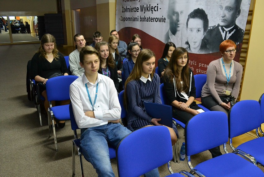 Znamy zwycięzców Wojewódzkich Młodzieżowych Seminariów Astronomicznych w Tczewie [ZOBACZ ZDJĘCIA]