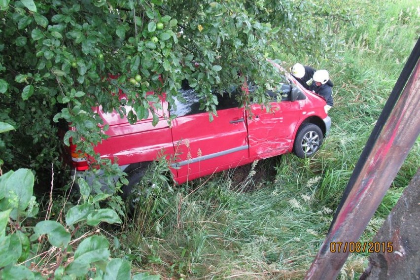 Wypadek w Rybniku: Pijany kierowca uciekł z miejsca zdarzenia 