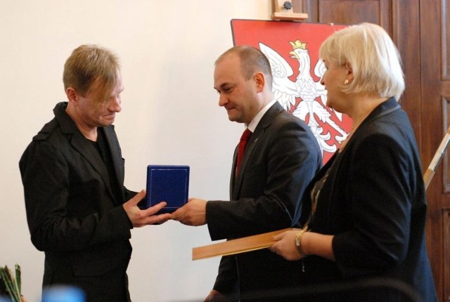 Medal Miasta Zgorzelec wręczyli burmistrz i przewodnicząca rady