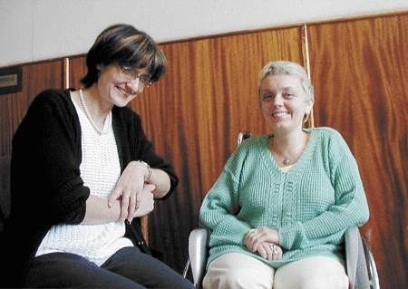 Od lewej: dr Dorota Podgórska-Jachnik, pełnomocnik UŁ ds. niepełnosprawnych i Beata Lang
fot. Joanna Leszczyńska
