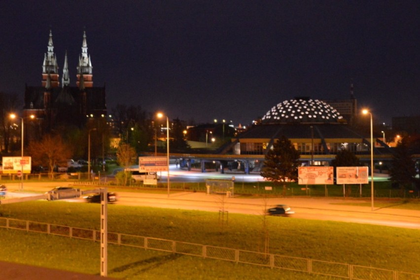 Dworzec PKS w Kielcach znów świeci nocą