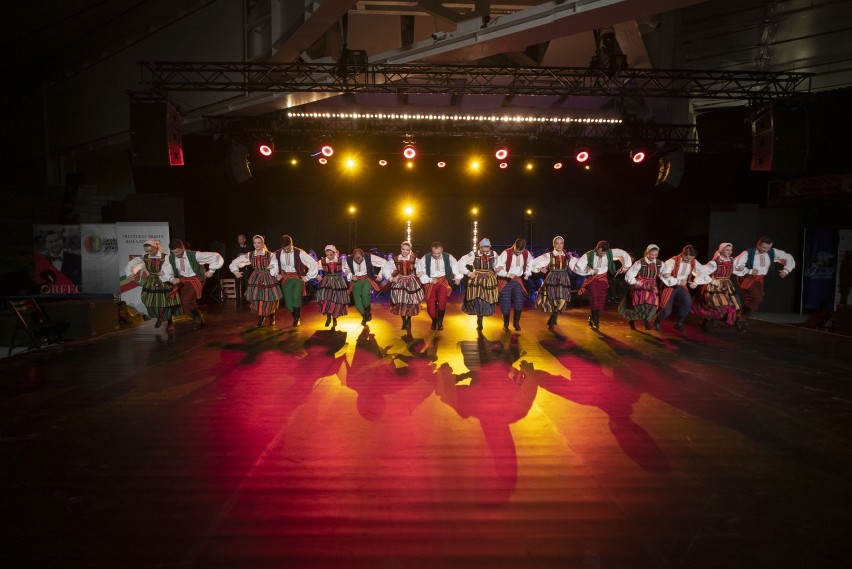 Biała Podlaska. Zespoły pieśni i tańca wykonały „Żakowe tańcowanie na Podlasiu”. Zbliża się finał Festiwalu im. Bogusława Kaczyńskiego