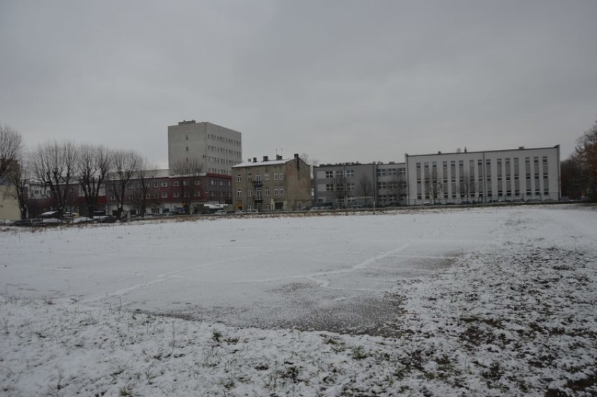 Boisko przy Zespole Szkół Zawodowych nr 1 w Zduńskiej Woli...