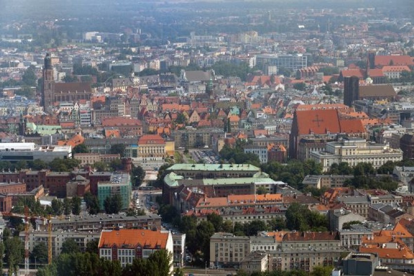 Panorama Wrocławia z tarasu widokowego Sky Tower