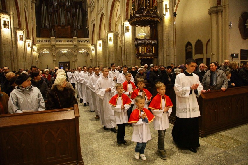 Liturgia Męki Pańskiej w katedrze w Łodzi