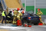 Ćwiczenia strażaków na autostradzie A1 pod Piotrkowem: wypadek z udziałem czterech aut i wyciek kwasu solnego ZDJĘCIA, FILM