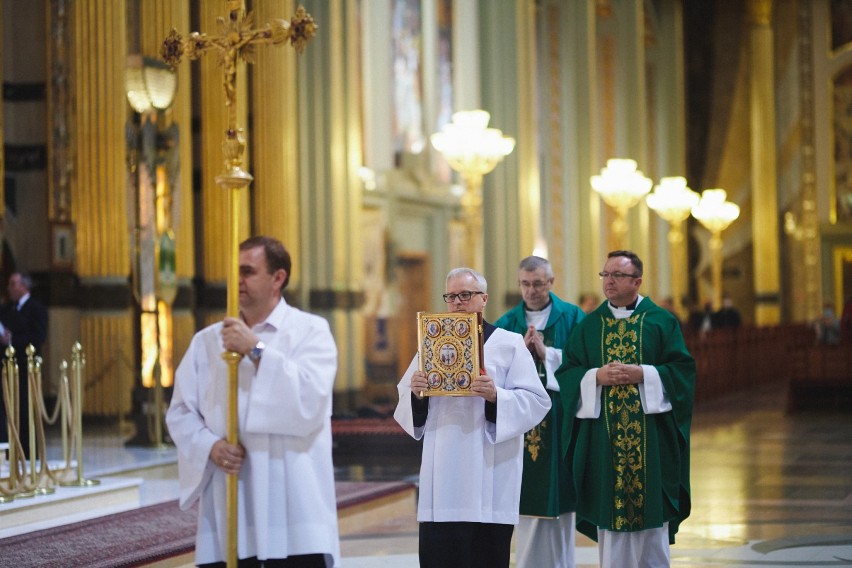 Licheń: Za poszukujących męża lub żony              