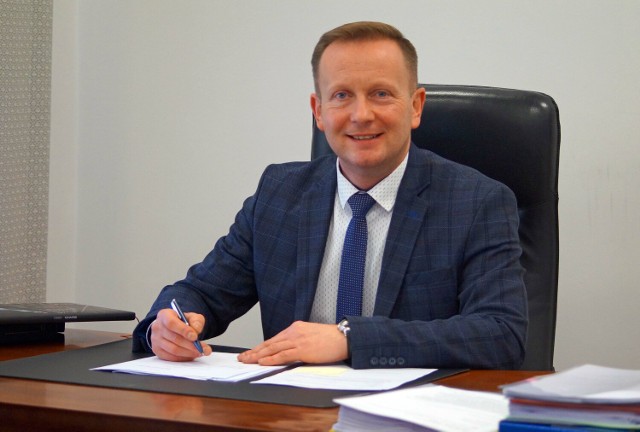 Damian Nowakowski został nowym burmistrzem Otmuchowa.