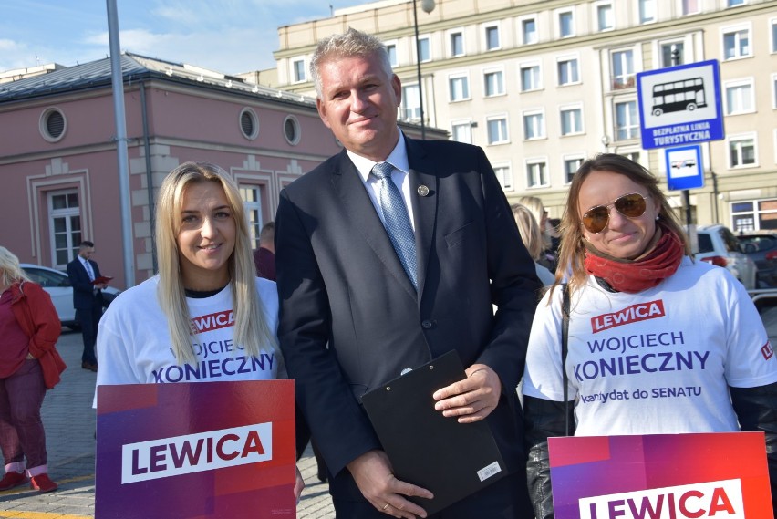 Robert Biedroń na wiecu wyborczym w Częstochowie ZDJĘCIA