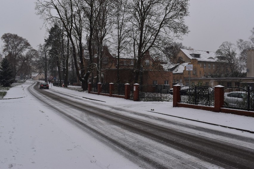 To pierwszy śnieg w Krośnie Odrzańskim w zimowym sezonie...