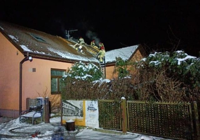 Pożar na poddaszu domu w Skarżysku