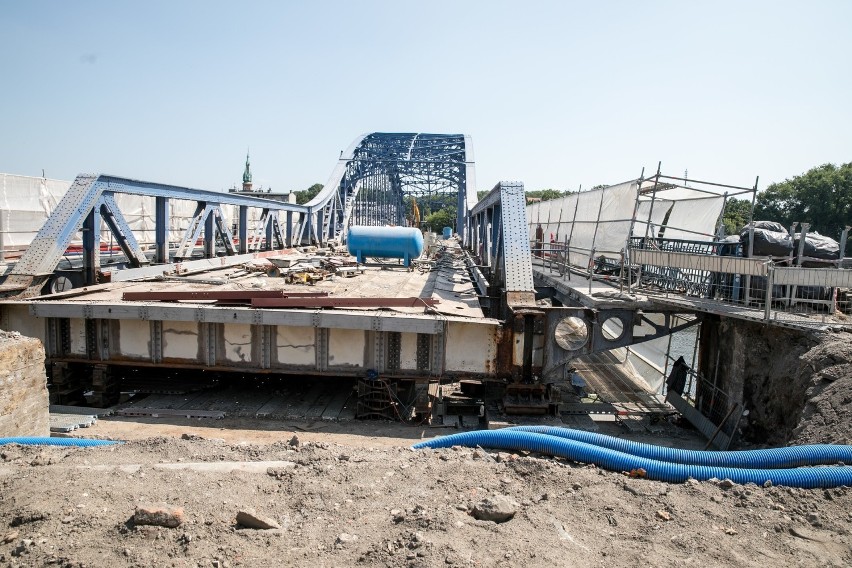 Most Piłsudskiego już odsłonięty, ale jego remont trwa nadal [GALERIA]