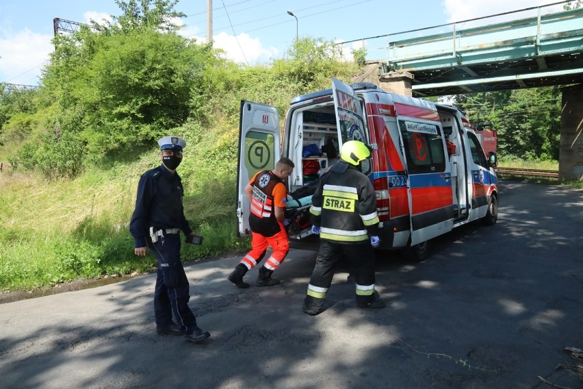 Wypadek na drodze Ulesie - Jezierzany. Kierowca był pijany [ZDJĘCIA]