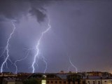 IMGW ostrzega: gwałtowne burze na Śląsku