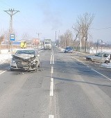 Kierowca volkswagena najechał na tył seicento, dziecko w szpitalu