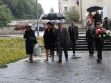 17 września w Radomsku. Kwiaty pod Pomnikiem Grobem Nieznanego Żołnierza