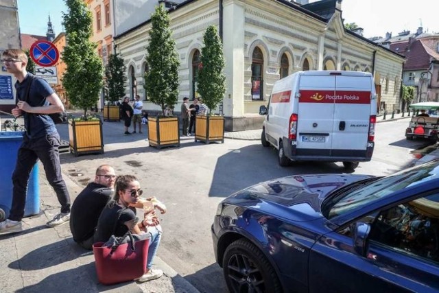 Zapraszamy do obejrzenia galerii, jak zmieniał się plac Nowy. Aby to zrobić, należy użyć suwaka.