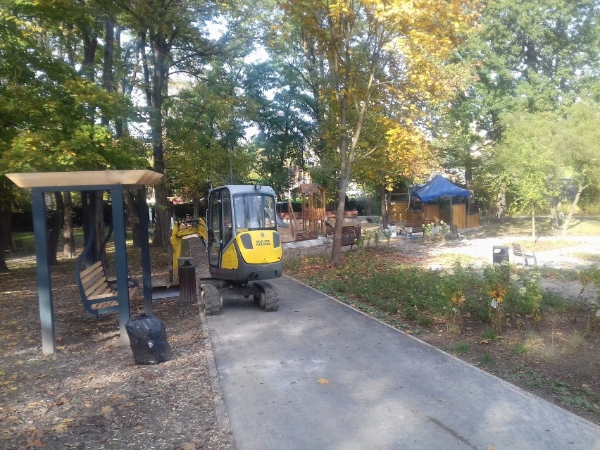 Kraków. Na Czerwonym Prądniku przy ulicy Naczelnej powstaje park kieszonkowy - "Ogród nad Sudołem" [DUŻO ZDJĘĆ] 