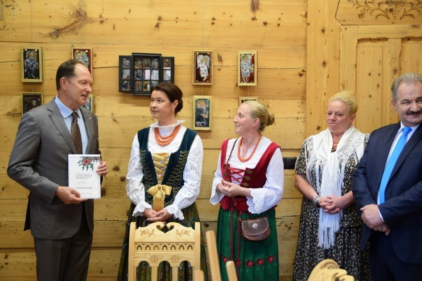 Zakopane. Ambasador USA pod Giewontem. Najpierw Tatry i Rysy, a potem tournée po mieście