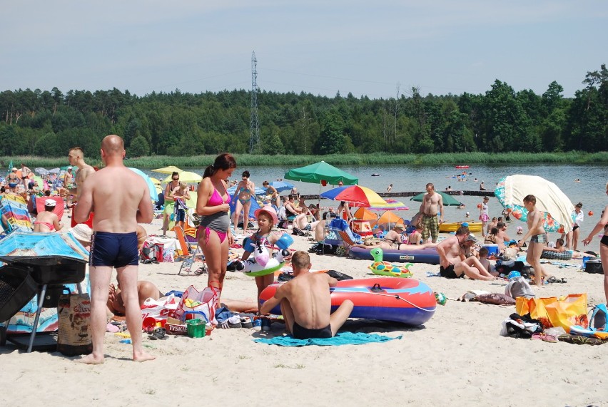 Tłumy nad zalewem w Stradomi Wierzchniej. W weekend padł rekord frekwencji