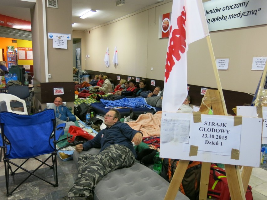 Strajk głodowy w szpitalu w Jeleniej Górze