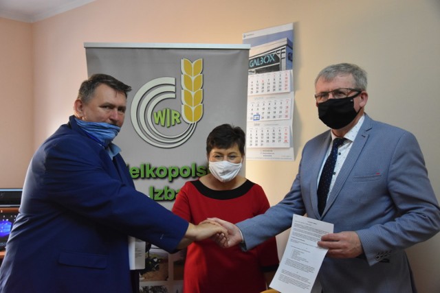 Wielkopolska Izba Rolnicza podpisała porozumienie ze szkołą w Grzybnie