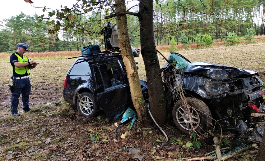Trzy osoby ranne w wypadku na drodze wojewódzkiej nr 212 z Bytowa w kierunku Chojnic