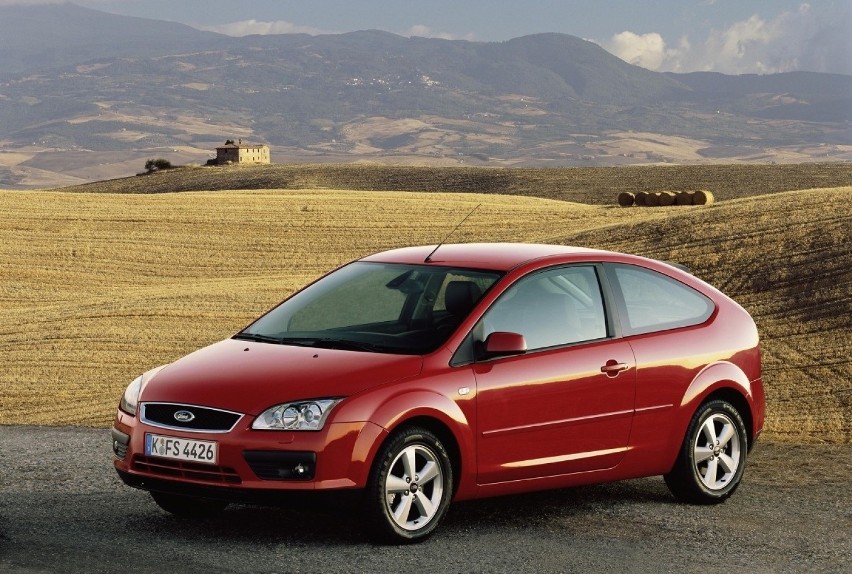 6. Ford focus z lat 2004 - 2008.